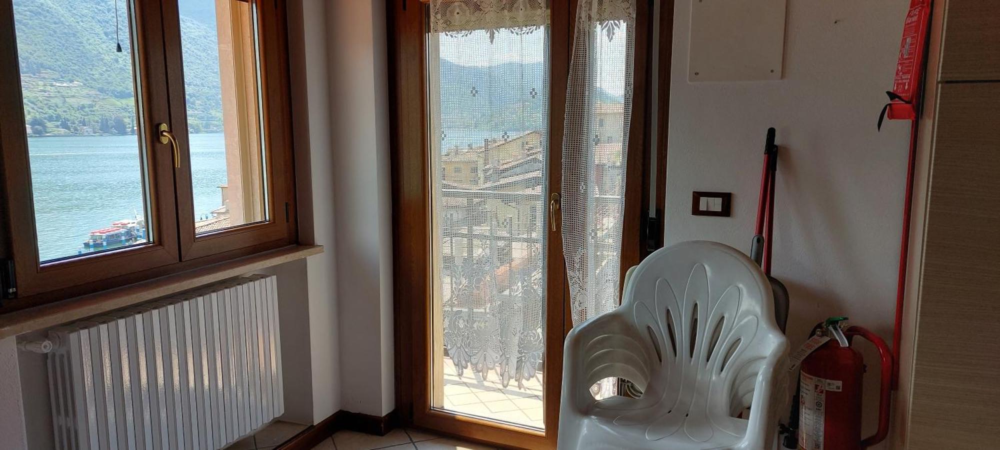 Holiday On The Island Monte Isola Exterior photo