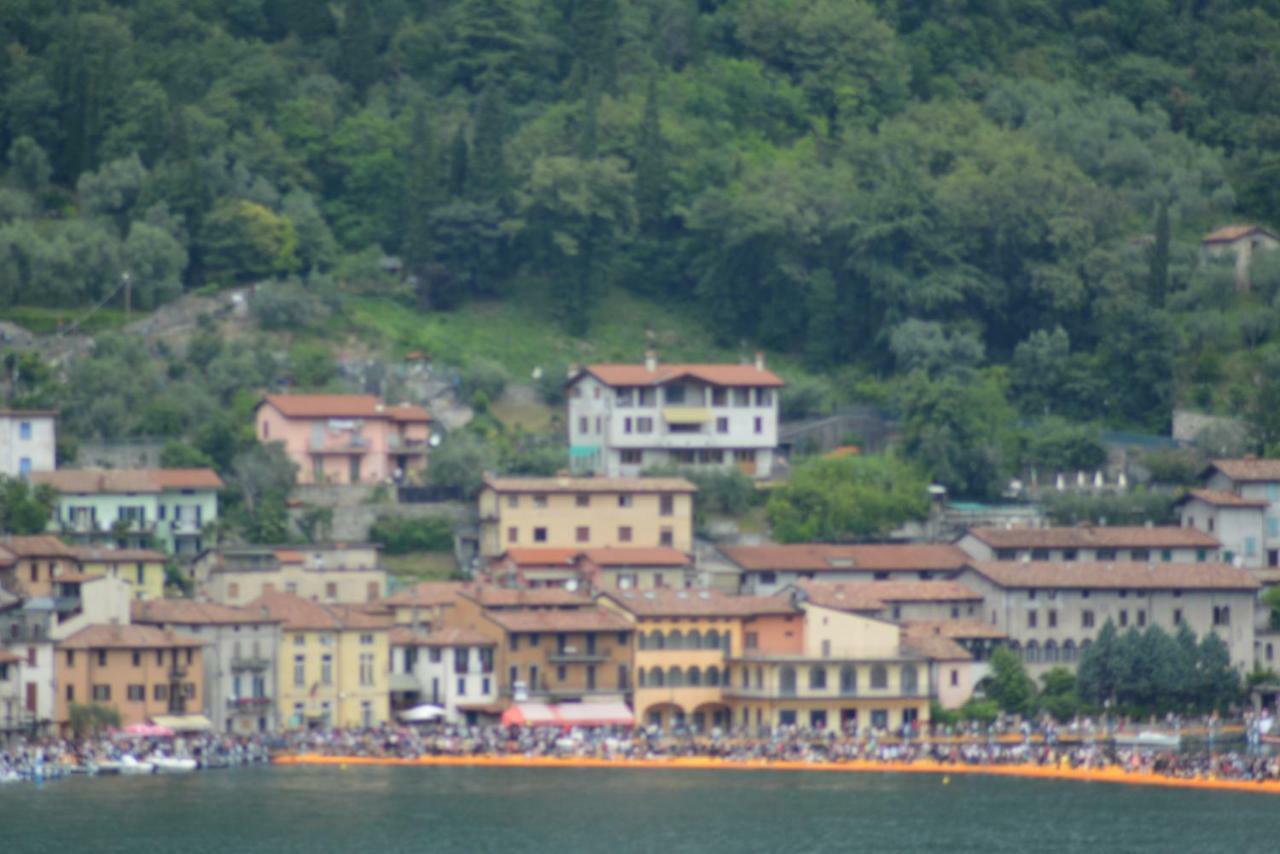 Holiday On The Island Monte Isola Exterior photo